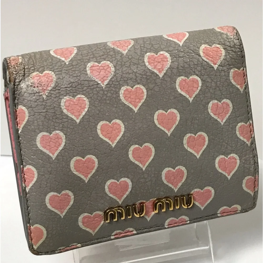 MIU MIU Heart Leather Bifold Compact Wallet 😍 - Picture 12 of 17